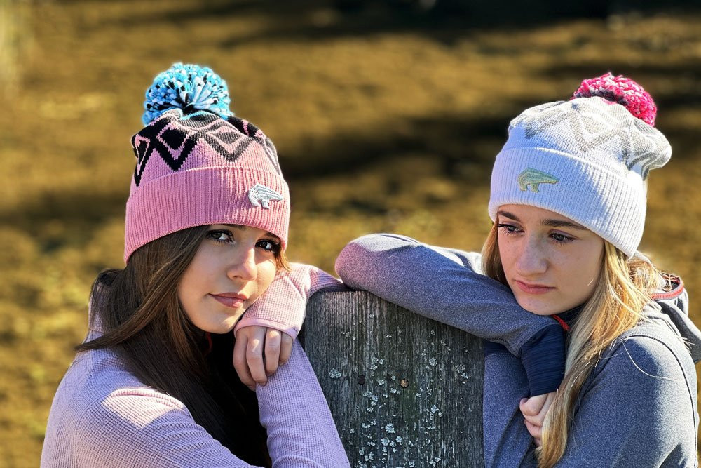 Czapka narciarska Eisbar Ziggy OS Pompon Strawberry Black Azure 2025
