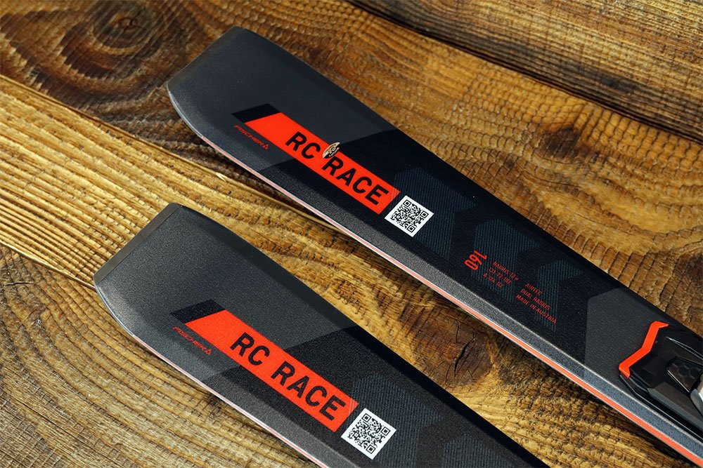 Narty Fischer RC Race F18 2026 + Protector 13 GW